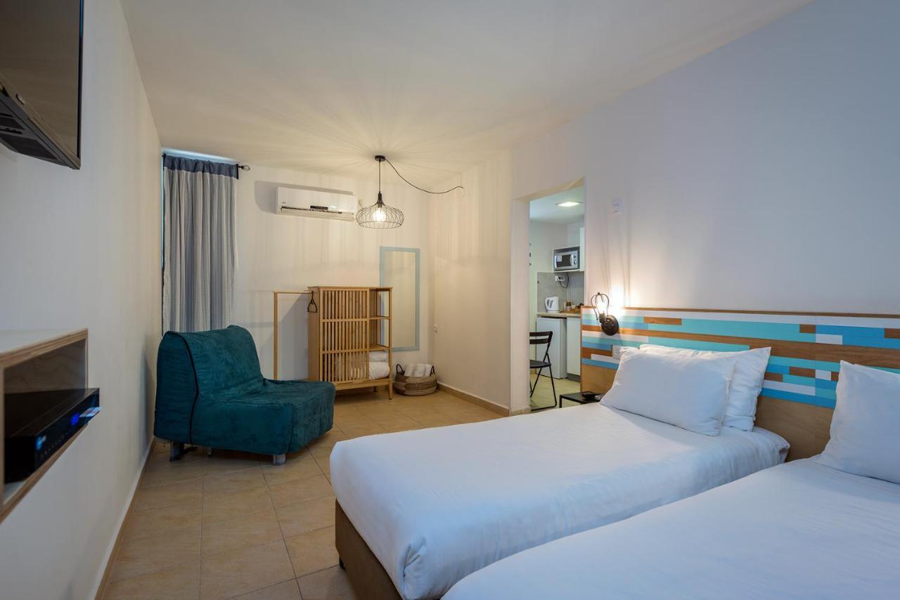 Eilot Kibbutz Country Lodging Эйлат Экстерьер фото