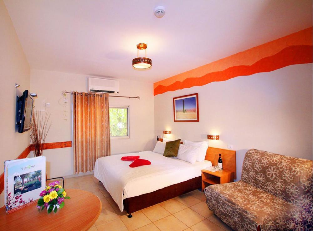 Eilot Kibbutz Country Lodging Эйлат Экстерьер фото